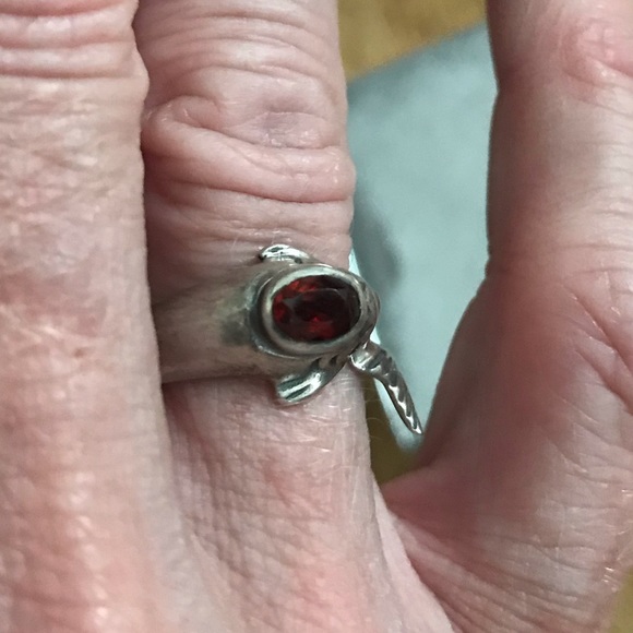 Sterling silver dolphin ring and earrings - Picture 3 of 6